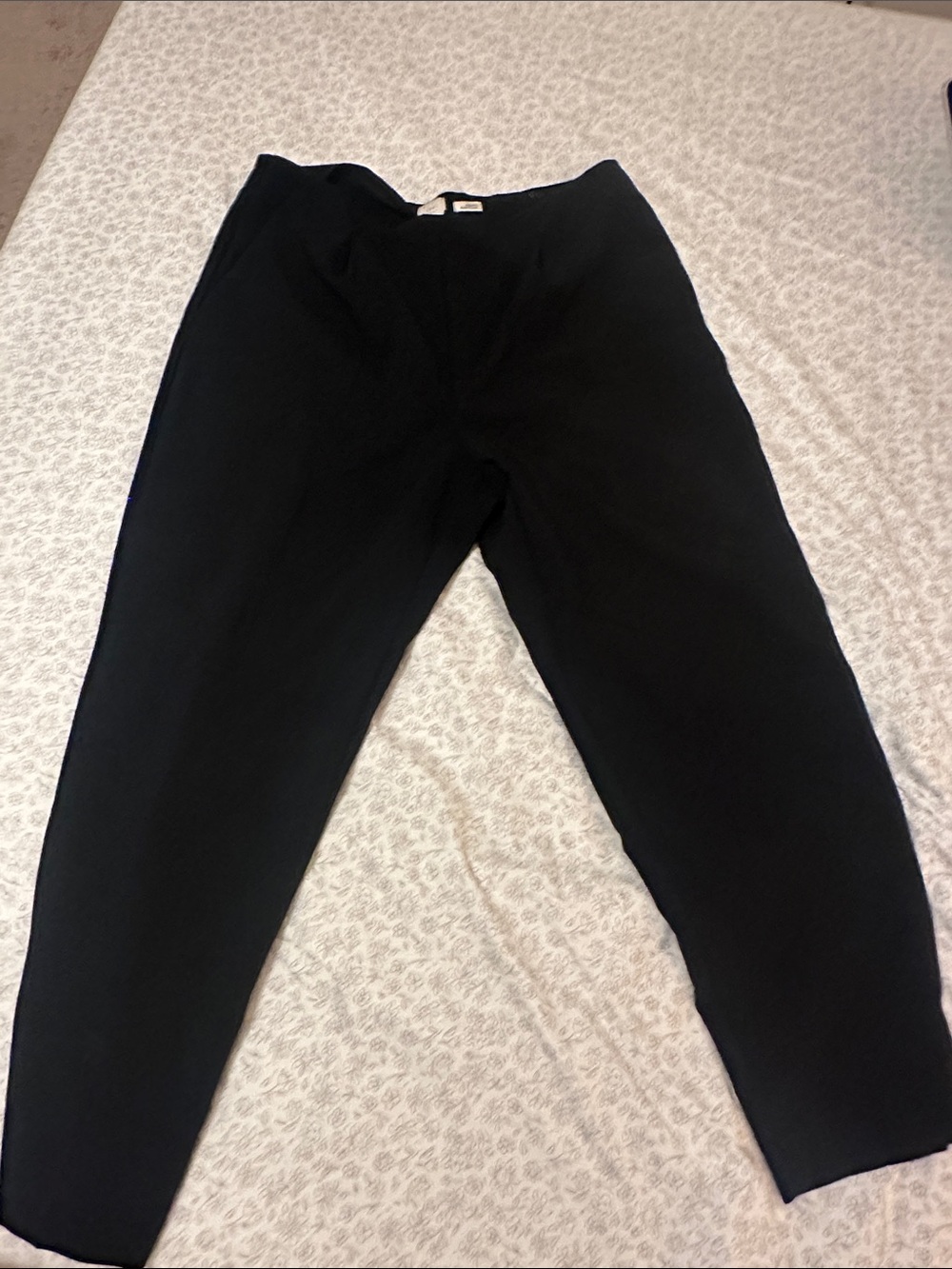 Women’s Black Stretch Tapered Pants